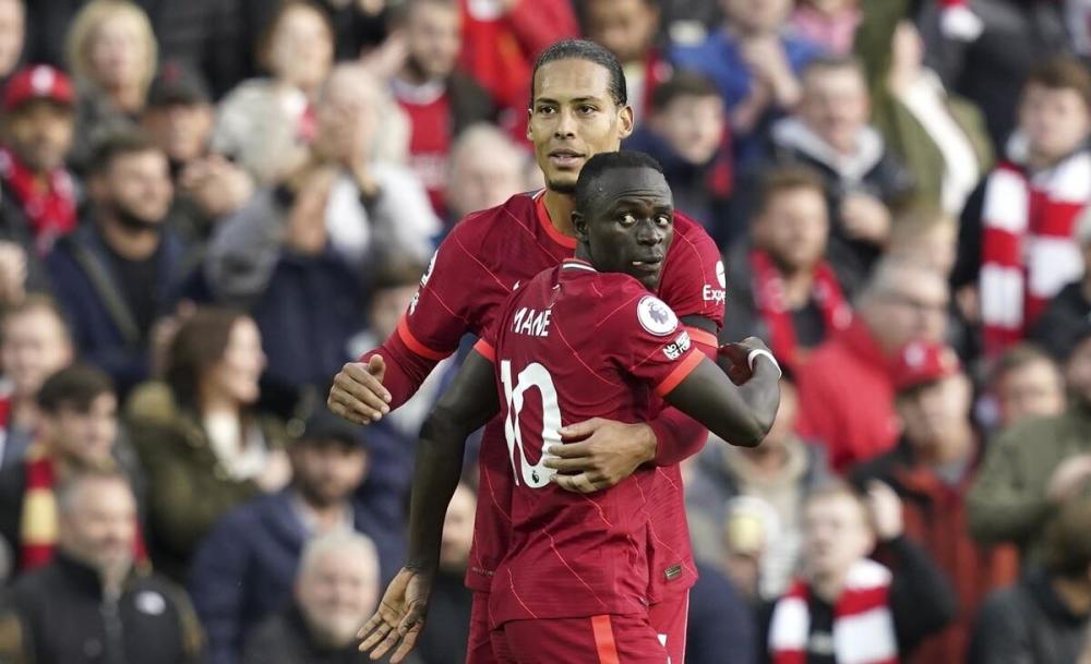  曼联战平切尔西，B费染红引发赛后风波  