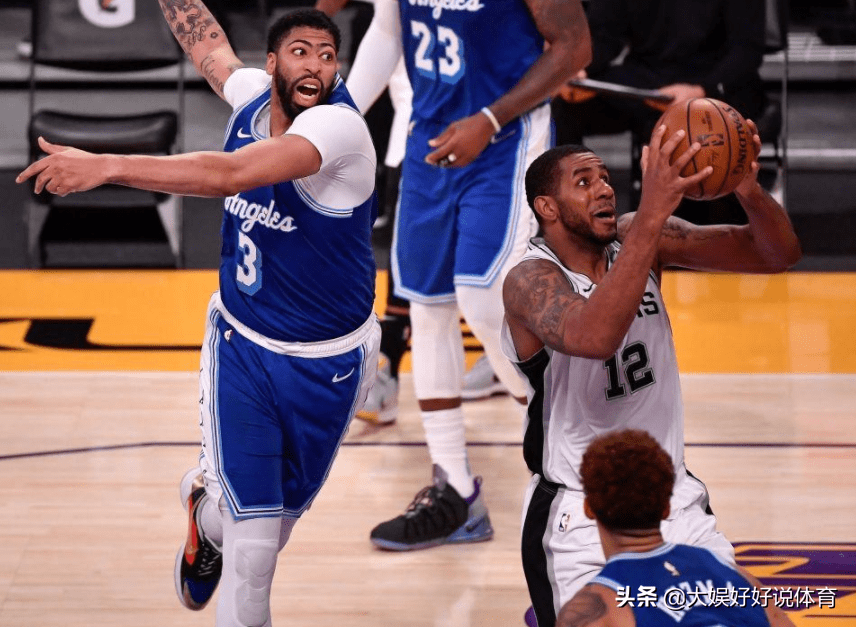  亚历山大全面发挥雷霆末节发力战胜马刺